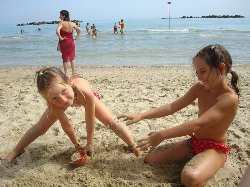 Bambine al mare